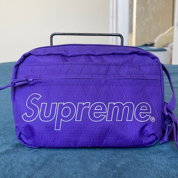Supreme Shoulder Bag (FW18) unisex in purple - Picture 1 of 12